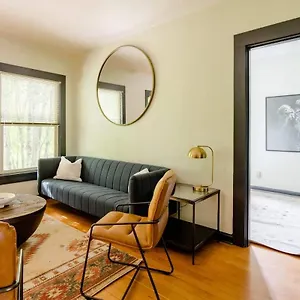 stay-collection-moab-vibes-in-pdx-walk-to-local-coffee-food.portland-hotels.info/