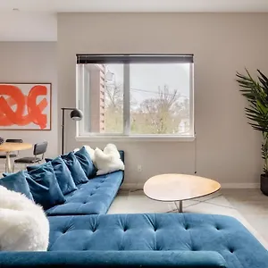 retro-modern-2-bedroom-with-90-walkscore.portland-hotels.info/